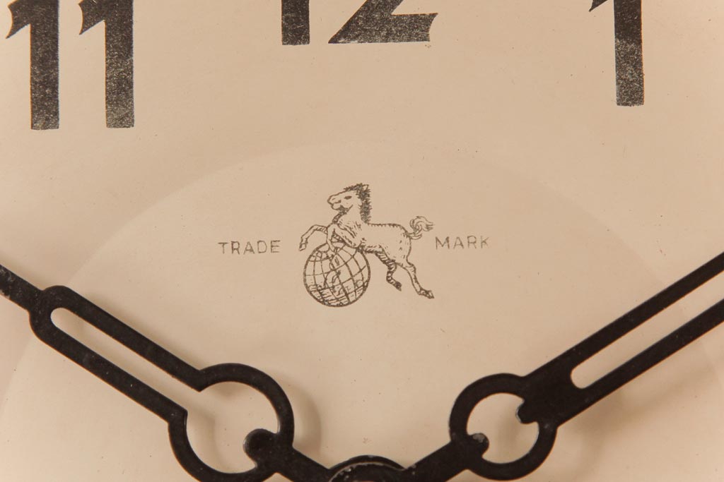 アンティーク雑貨　昭和レトロ　OWARITOKEI(尾張時計株式会社)　手巻き式　繊細な雰囲気漂う掛け時計(振り子時計、柱時計)