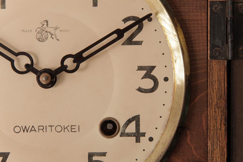 アンティーク雑貨　昭和レトロ　OWARITOKEI(尾張時計株式会社)　手巻き式　繊細な雰囲気漂う掛け時計(振り子時計、柱時計)