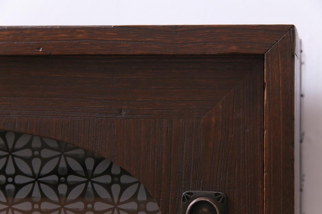 アンティーク家具　和製アンティーク　当店オリジナルガラス　丸窓がおしゃれな桐材製のリメイク箪笥ローボード(戸棚)