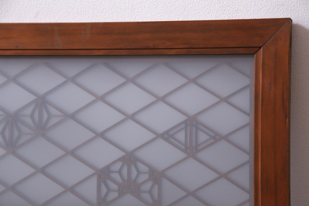 昭和中期　桜亀甲文様　両面ガラス入り　繊細な組子のデザインが美しい欄間(明り取り、ディスプレイ)(1)