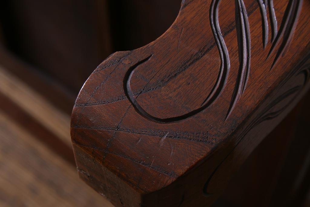 アンティーク家具　和製アンティーク　総ケヤキ材　落ち着いた和の雰囲気を醸し出す座卓(ローテーブル)(1)