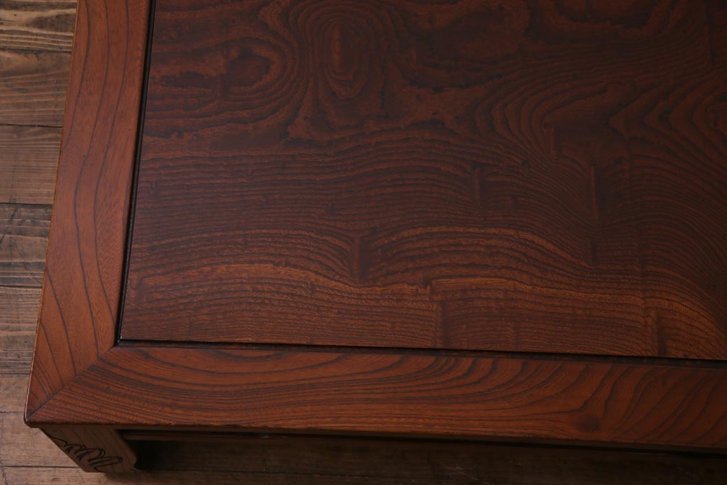 アンティーク家具　和製アンティーク　総ケヤキ材　落ち着いた和の雰囲気を醸し出す座卓(ローテーブル)(2)
