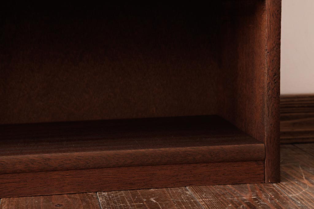 アンティーク家具　昭和中期　ラワン材　シンプルで使い勝手の良い本棚(オープンラック)