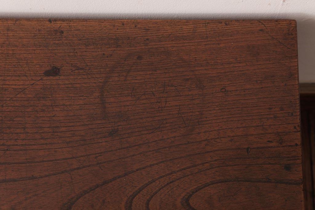 アンティーク家具　和製アンティーク　明治期　木の味わい豊かな作りが魅力的なローテーブル(座卓、センターテーブル)