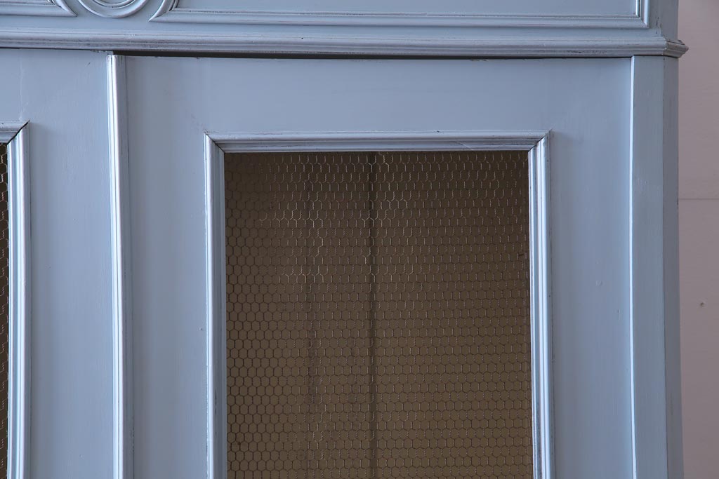 アンティーク家具　フランスアンティーク　引き出し付き　グリアージュ扉がおしゃれなペイントワードローブ(収納棚)