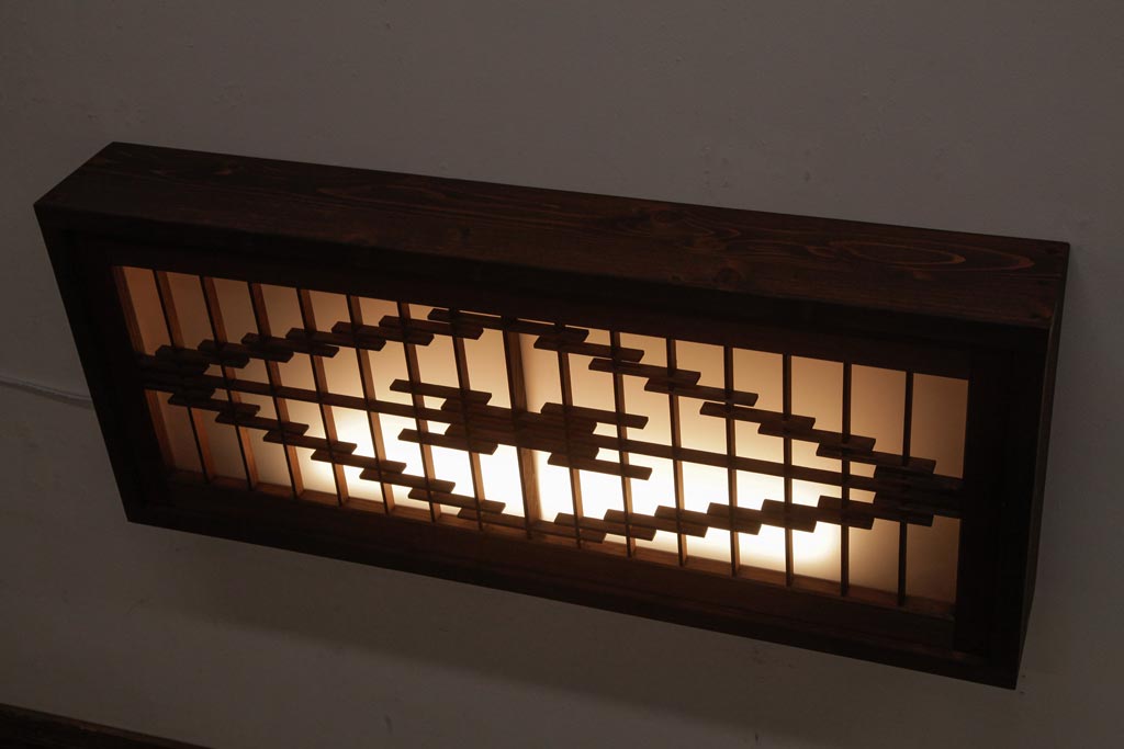 ラフジュ工房オリジナル　欄間リメイク　片面ガラス　素朴な木の風合いが温かみのある壁付け照明(ウォールランプ)