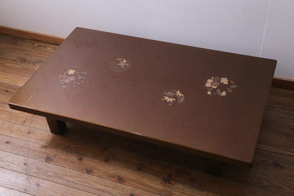 中古　山本幸三郎作　輪島塗　梨地蒔絵　草花の図　日本風情漂う上品な座卓(ローテーブル)