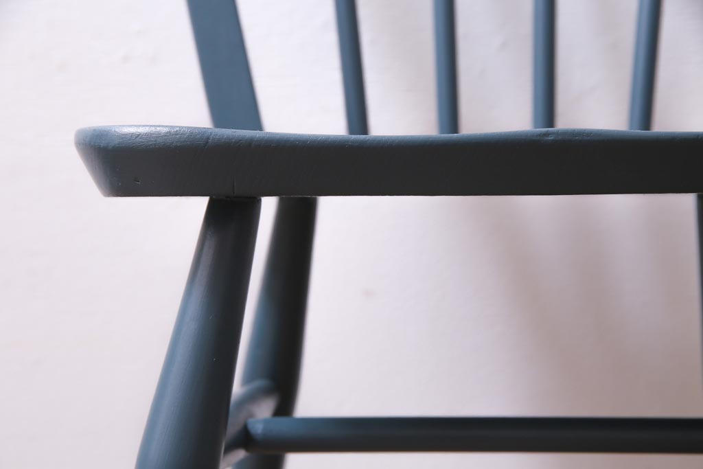ペイント家具　イギリスビンテージ　ERCOL(アーコール)　シックな色合いのフープバックチェア(椅子、ダイニングチェア、ヴィンテージ)