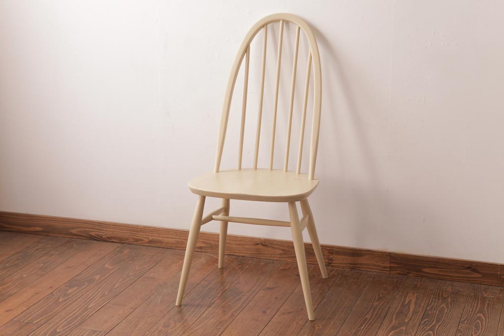 ヴィンテージ家具　イギリスビンテージ　ERCOL(アーコール)　温かみのあるペイントを施したクェーカーチェア(ダイニングチェア)