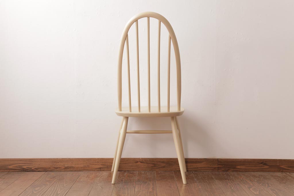 ヴィンテージ家具　イギリスビンテージ　ERCOL(アーコール)　温かみのあるペイントを施したクェーカーチェア(ダイニングチェア)