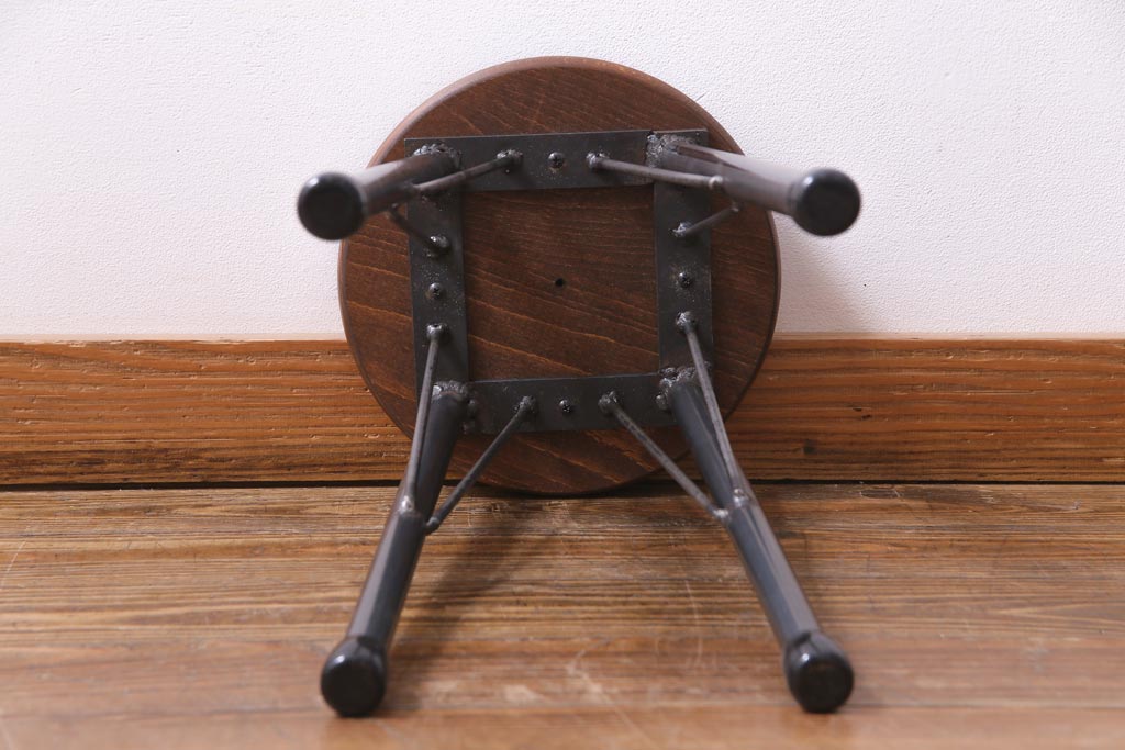 ラフジュ工房オリジナル　ユニセックスな雰囲気が魅力のスツール(椅子)(3)