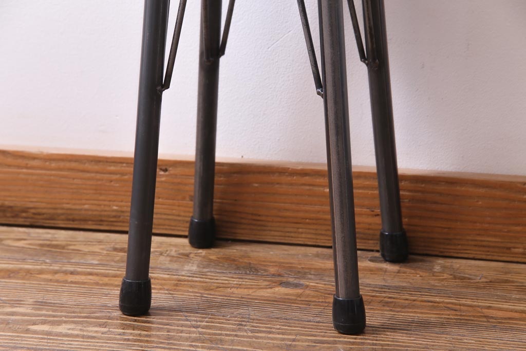 ラフジュ工房オリジナル　シンプルで馴染みやすいスツール(椅子)(1)
