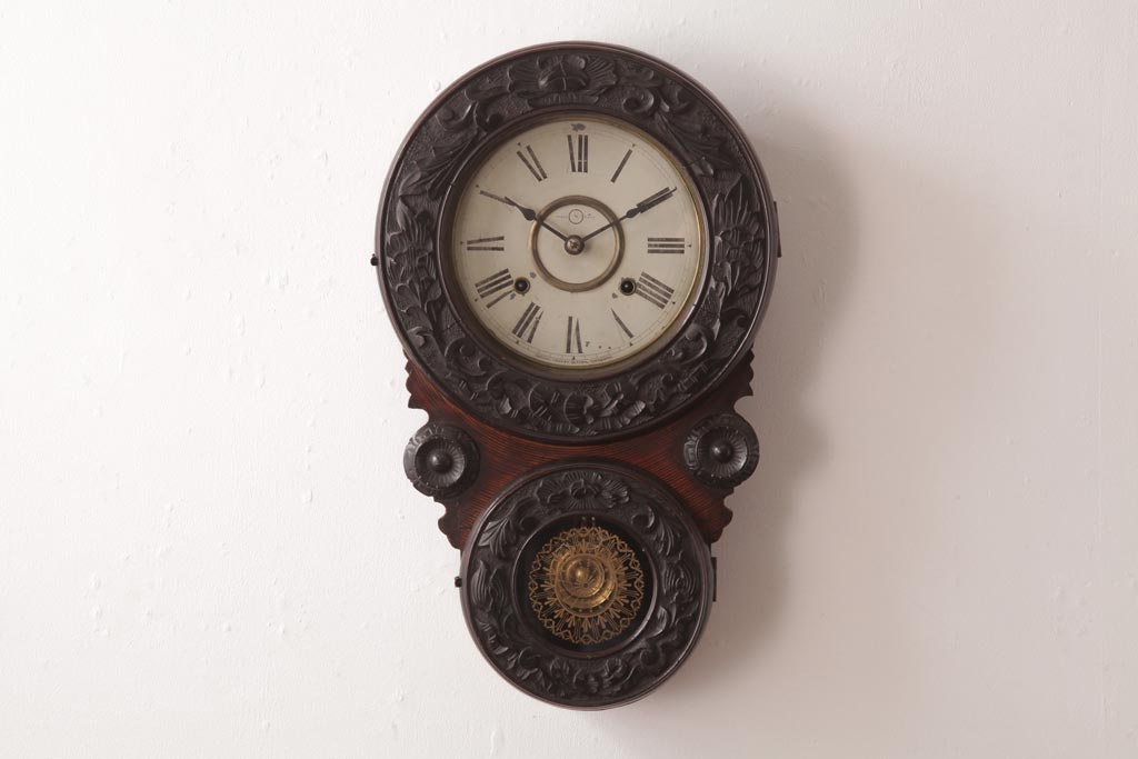 アンティーク雑貨　SEIKOSHA(精工舎)　手巻き式　四ツ丸　見事な彫刻のだるま時計(掛時計、柱時計、振り子時計)