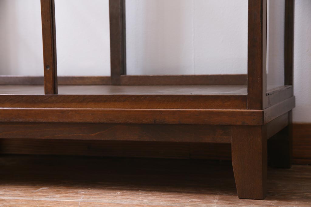 レトロ家具　昭和レトロ　脚付リメイク　素朴な雰囲気漂う木枠のガラスケース(ショーケース、陳列棚)