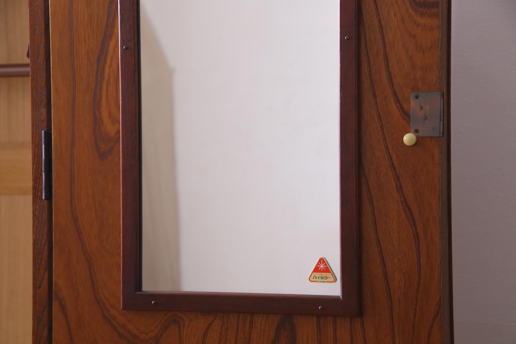 中古　民芸家具　漆塗り　ケヤキの杢目が力強いワードローブ(洋服タンス)(1)