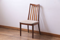 ヴィンテージ家具　北欧ビンテージ　G-PLAN(ジープラン)　チーク材の温もり溢れるダイニングチェア(椅子)(2)