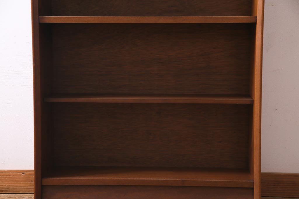 ヴィンテージ家具　イギリスビンテージ　HERBERT E. GIBBS(ハーバート・E・ギブス)　チーク材　洗練された佇まいが魅力的なキャビネット(本箱、ブックケース、収納棚)