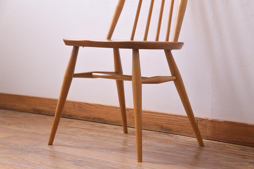 ヴィンテージ家具　イギリスビンテージ　ERCOL(アーコール)　ゴールドスミス　ナチュラルな木味のチェア(椅子)(1)