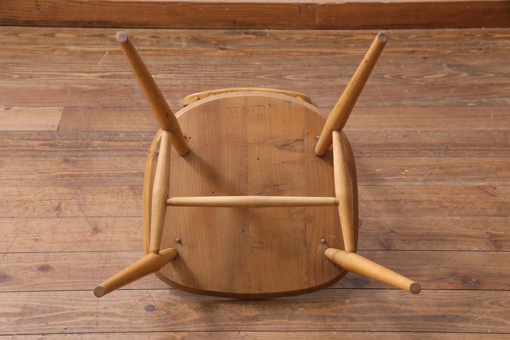 ヴィンテージ家具　イギリスビンテージ　ERCOL(アーコール)　ゴールドスミス　ナチュラルな木味のチェア(椅子)(1)