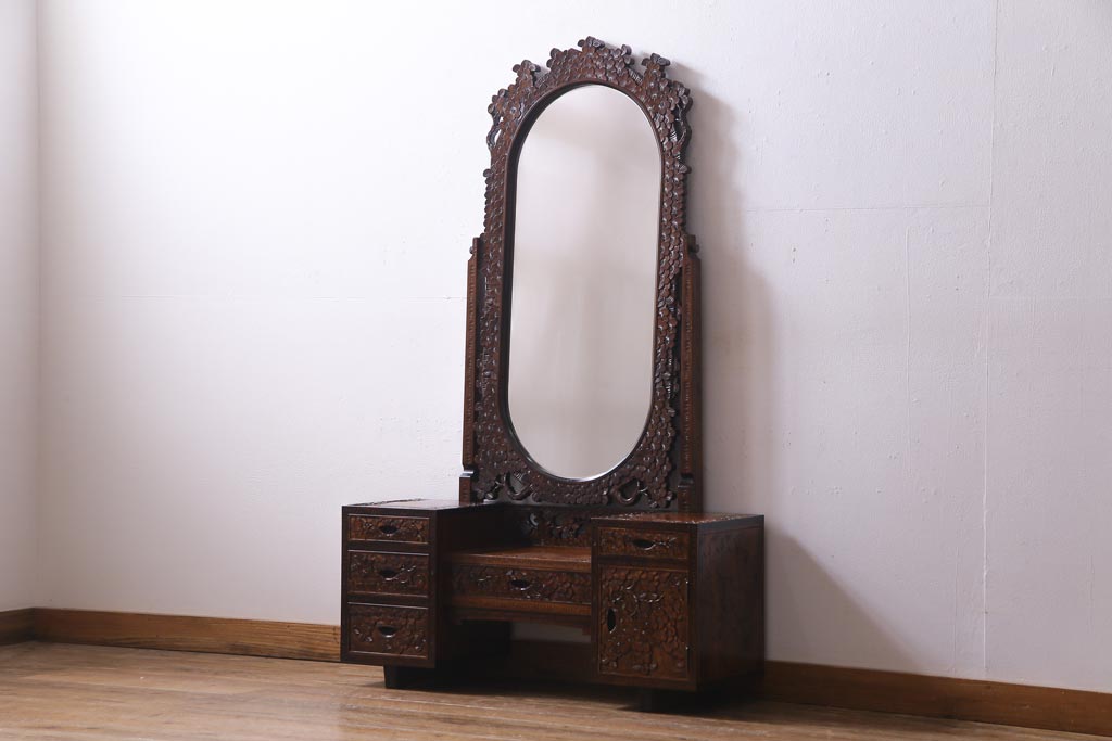 中古美品　伝統工芸軽井沢彫り　重厚感漂うドレッサー(化粧台、鏡台)