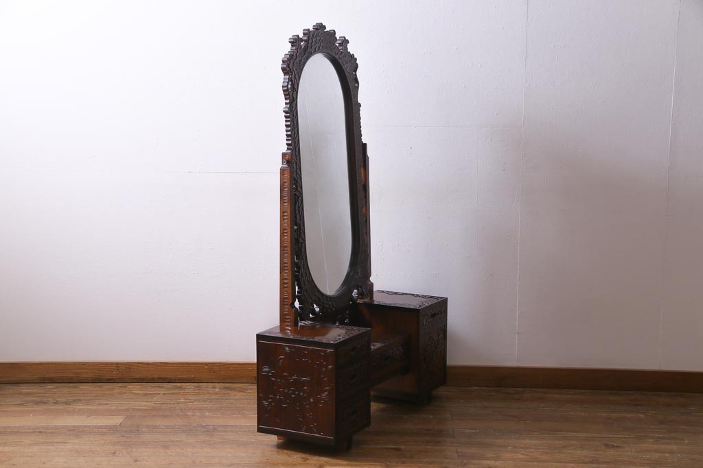 中古美品　伝統工芸軽井沢彫り　重厚感漂うドレッサー(化粧台、鏡台)