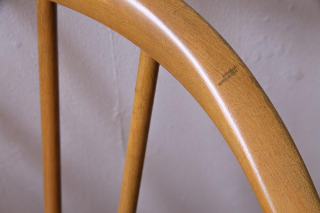 ヴィンテージ家具　イギリスビンテージ　ERCOL(アーコール)　座り心地のよいスタイリッシュなスモーカーズチェア(ダイニングチェア、アームチェア)(1)