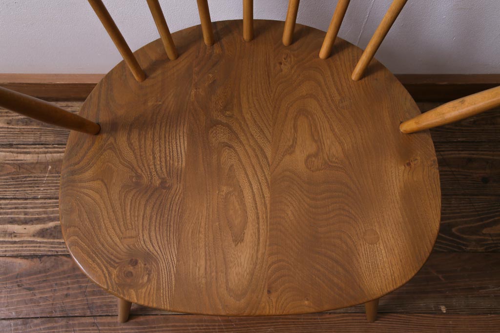 ヴィンテージ家具　イギリスビンテージ　ERCOL(アーコール)　座り心地のよいスタイリッシュなスモーカーズチェア(ダイニングチェア、アームチェア)(1)