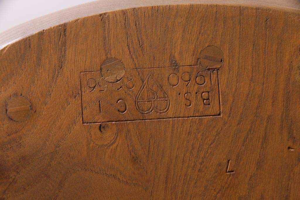 ヴィンテージ家具　イギリスビンテージ　ERCOL(アーコール)　座り心地のよいスタイリッシュなスモーカーズチェア(ダイニングチェア、アームチェア)(1)