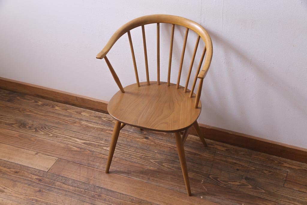 ヴィンテージ家具　イギリスビンテージ　ERCOL(アーコール)　座り心地のよいスタイリッシュなスモーカーズチェア(ダイニングチェア、アームチェア)(2)