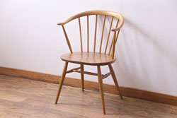 ヴィンテージ家具　イギリスビンテージ　ERCOL(アーコール)　座り心地のよいスタイリッシュなスモーカーズチェア(ダイニングチェア、アームチェア)(2)