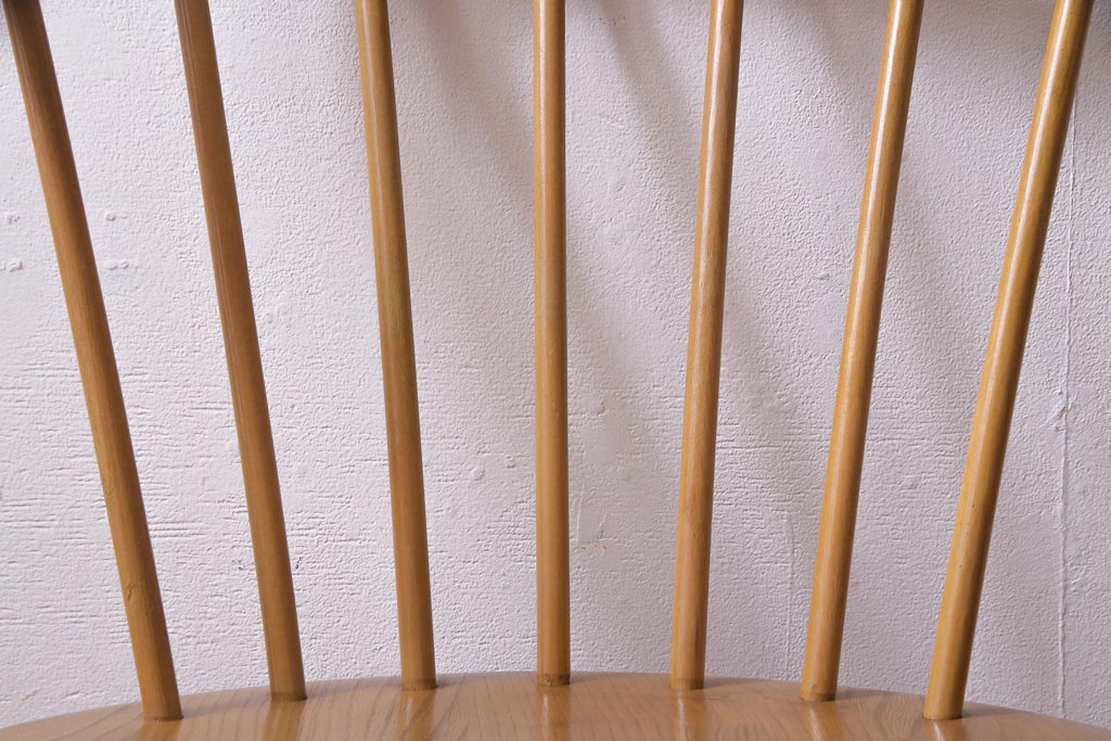 ヴィンテージ家具　イギリスビンテージ　ERCOL(アーコール)　座り心地のよいスタイリッシュなスモーカーズチェア(ダイニングチェア、アームチェア)(3)