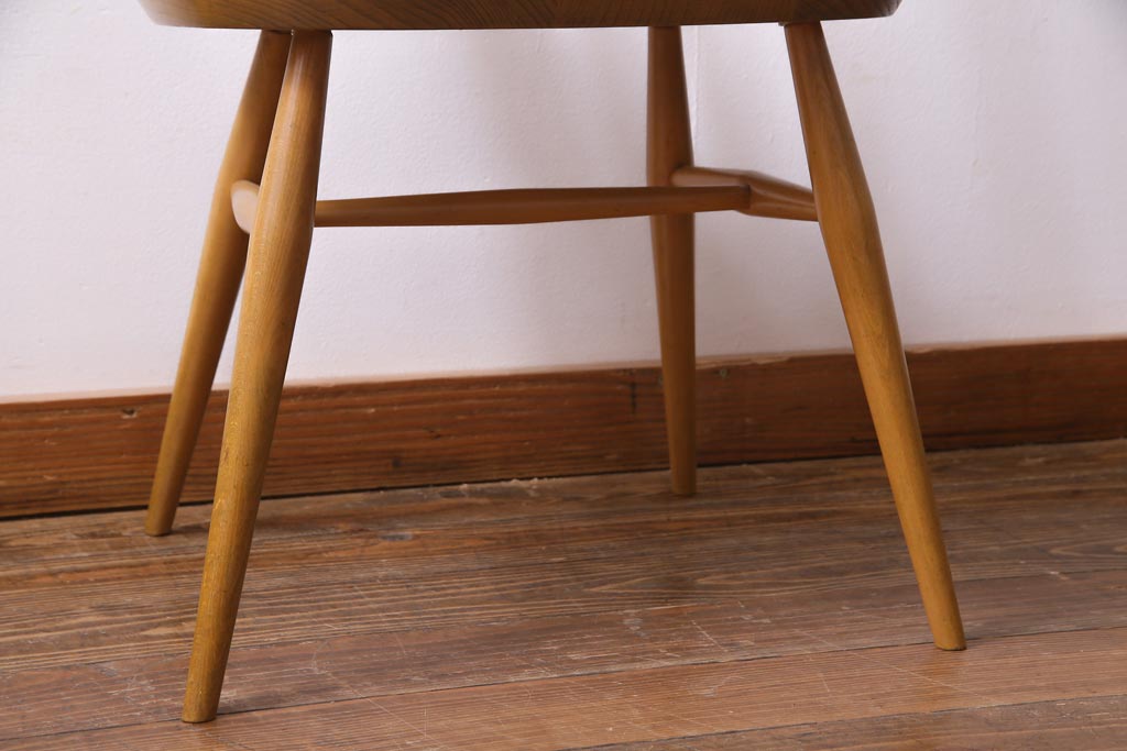 ヴィンテージ家具　イギリスビンテージ　ERCOL(アーコール)　座り心地のよいスタイリッシュなスモーカーズチェア(ダイニングチェア、アームチェア)(3)