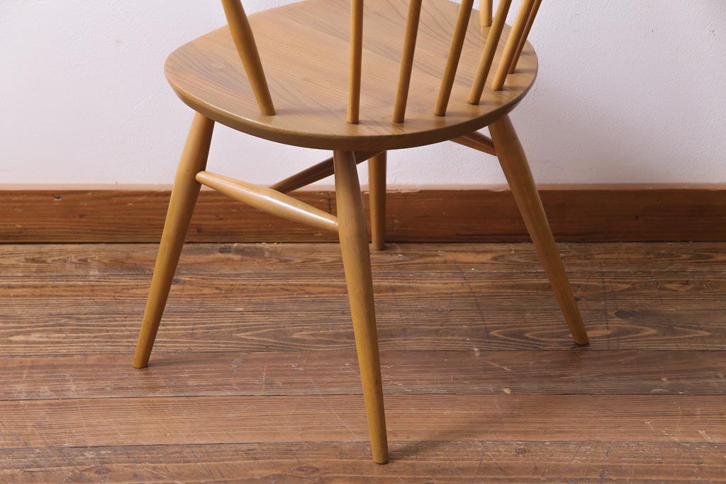 ヴィンテージ家具　イギリスビンテージ　ERCOL(アーコール)　座り心地のよいスタイリッシュなスモーカーズチェア(ダイニングチェア、アームチェア)(3)