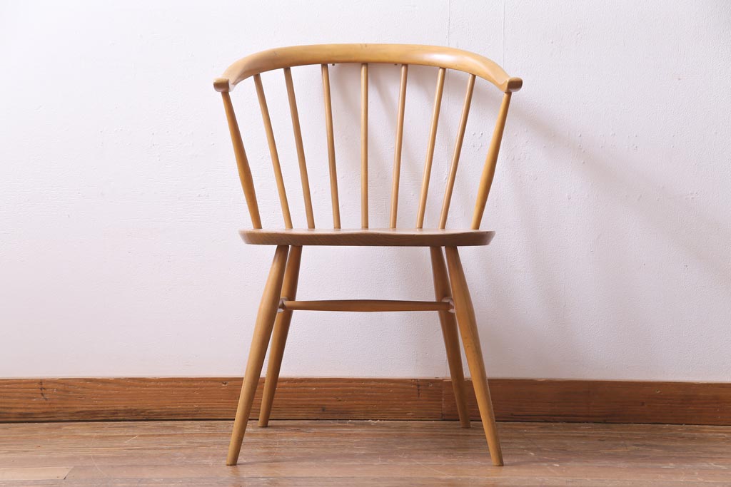 ヴィンテージ家具　イギリスビンテージ　ERCOL(アーコール)　洗練されたデザインが格好いいスモーカーズチェア(ダイニングチェア、アームチェア)(1)