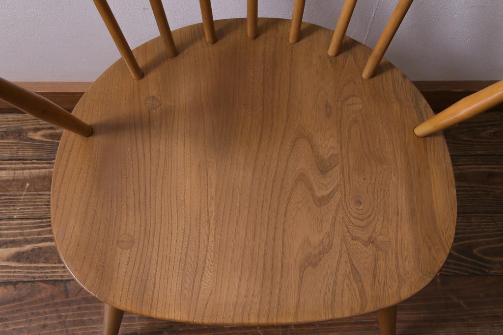 ヴィンテージ家具　イギリスビンテージ　ERCOL(アーコール)　洗練されたデザインが格好いいスモーカーズチェア(ダイニングチェア、アームチェア)(1)