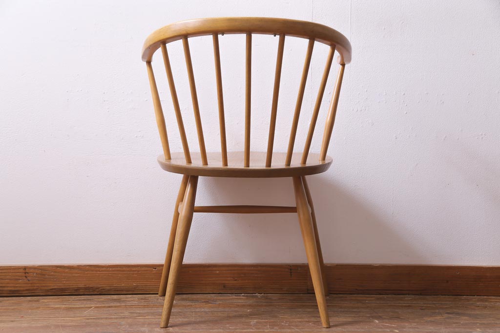 ヴィンテージ家具　イギリスビンテージ　ERCOL(アーコール)　洗練されたデザインが格好いいスモーカーズチェア(ダイニングチェア、アームチェア)(1)