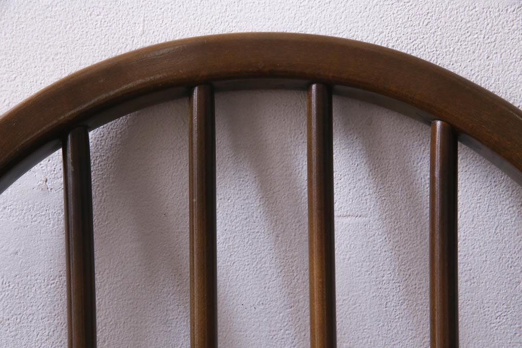 ヴィンテージ家具　イギリスビンテージ　ERCOL(アーコール)　落ちついた色味のウィンザーチェア(ワークチェア、椅子、ウインザーチェア)(1)
