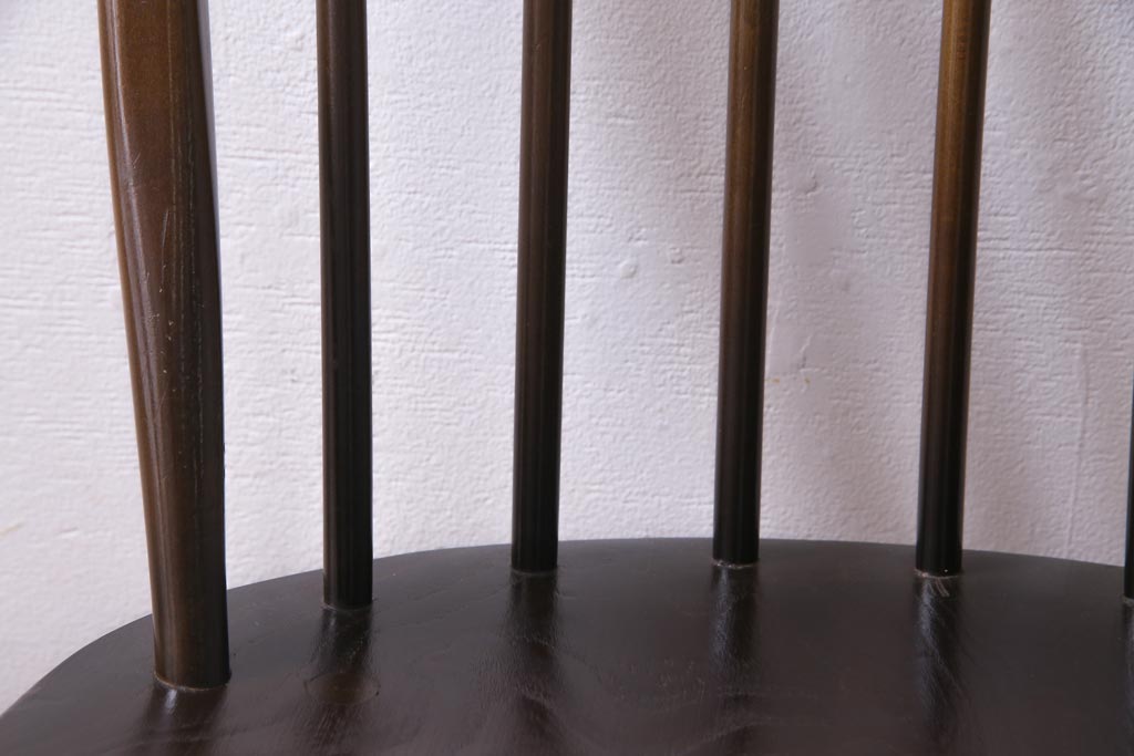 ヴィンテージ家具　イギリスビンテージ　ERCOL(アーコール)　落ちついた色味のウィンザーチェア(ワークチェア、椅子、ウインザーチェア)(1)
