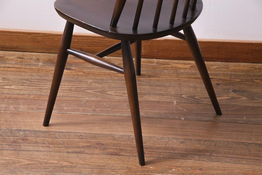 ヴィンテージ家具　イギリスビンテージ　ERCOL(アーコール)　落ちついた色味のウィンザーチェア(ワークチェア、椅子、ウインザーチェア)(1)