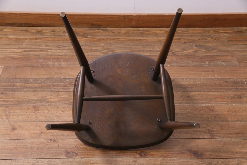 ヴィンテージ家具　イギリスビンテージ　ERCOL(アーコール)　落ちついた色味のウィンザーチェア(ワークチェア、椅子、ウインザーチェア)(1)