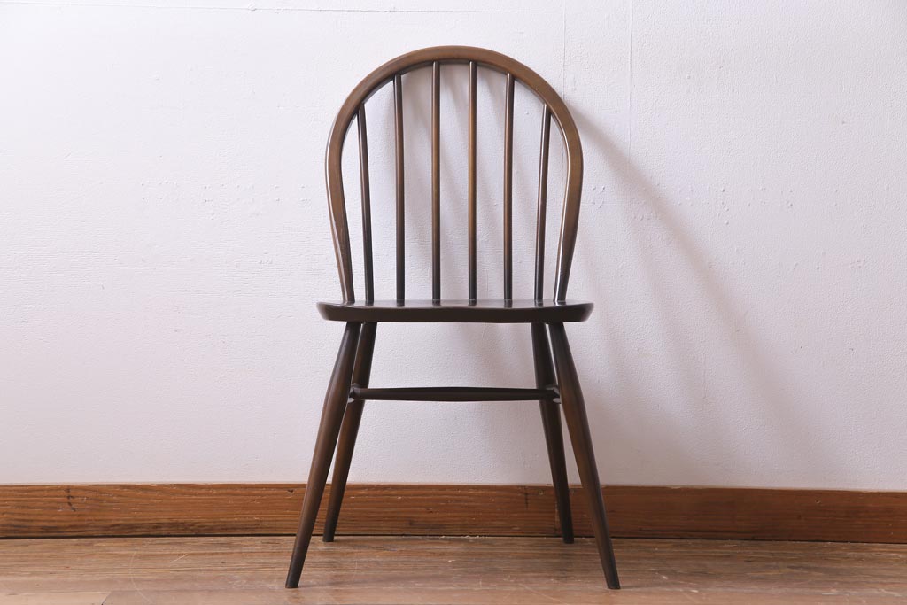 ヴィンテージ家具　イギリスビンテージ　ERCOL(アーコール)　落ちついた色味のウィンザーチェア(ワークチェア、椅子、ウインザーチェア)(2)