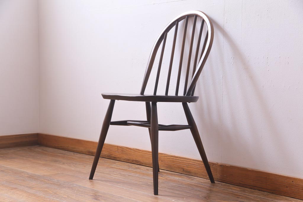 ヴィンテージ家具　イギリスビンテージ　ERCOL(アーコール)　落ちついた色味のウィンザーチェア(ワークチェア、椅子、ウインザーチェア)(2)