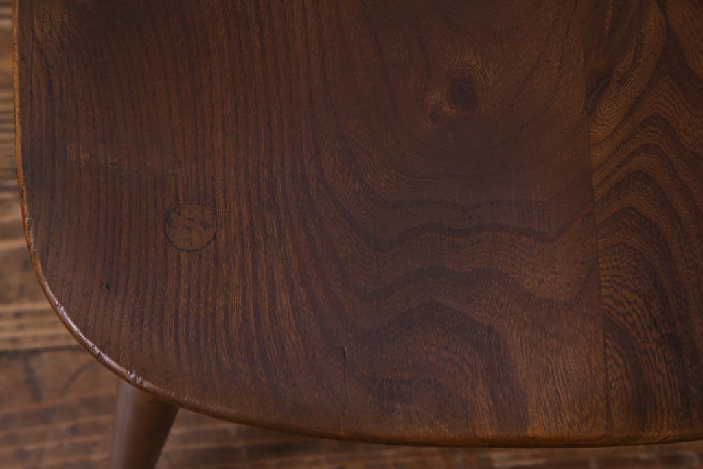 ヴィンテージ家具　イギリスビンテージ　ERCOL(アーコール)　落ちついた色味のウィンザーチェア(ワークチェア、椅子、ウインザーチェア)(3)