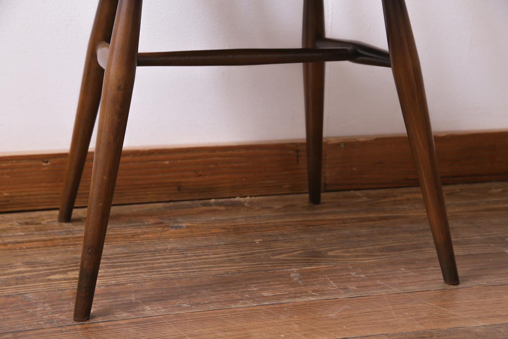 ヴィンテージ家具　イギリスビンテージ　ERCOL(アーコール)　落ちついた色味のウィンザーチェア(ワークチェア、椅子、ウインザーチェア)(3)