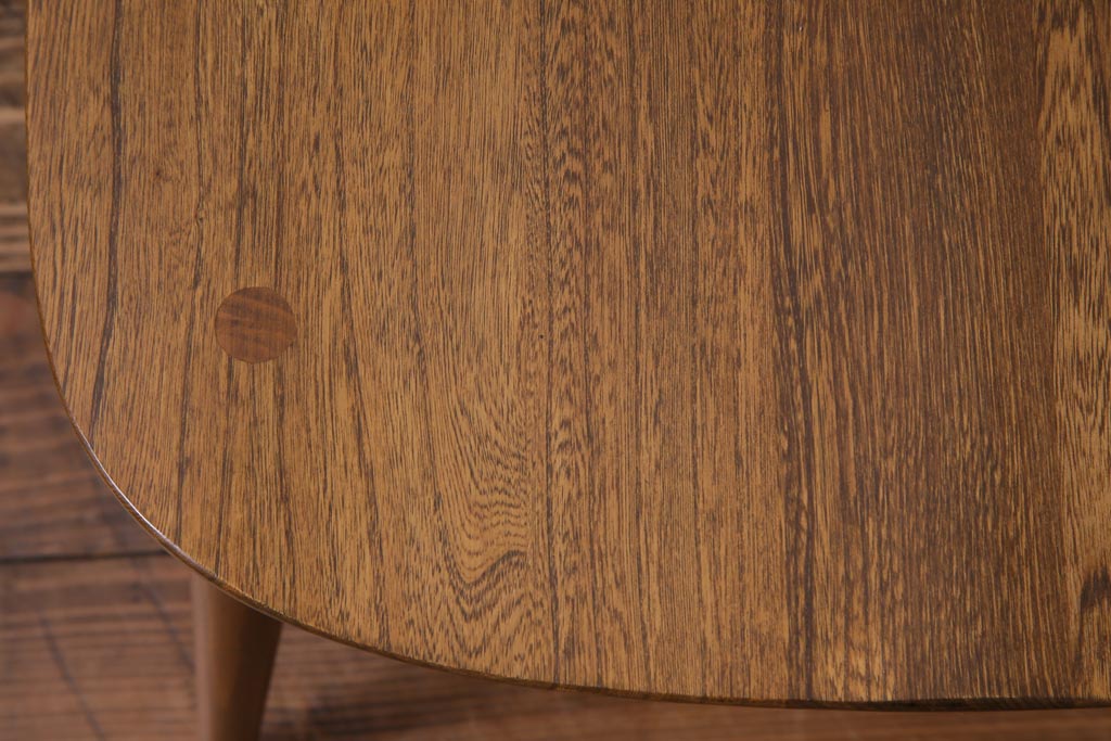 ヴィンテージ家具　イギリスビンテージ　ERCOL(アーコール)　美しく丈夫な作りが魅力的なクエーカーチェア(椅子)