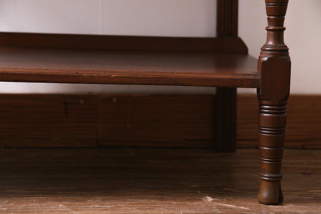 アンティーク家具　イギリスアンティーク　EDWARDS&SONS　マホガニー材　すっきりとした佇まいが上品なサイドキャビネット(収納棚)