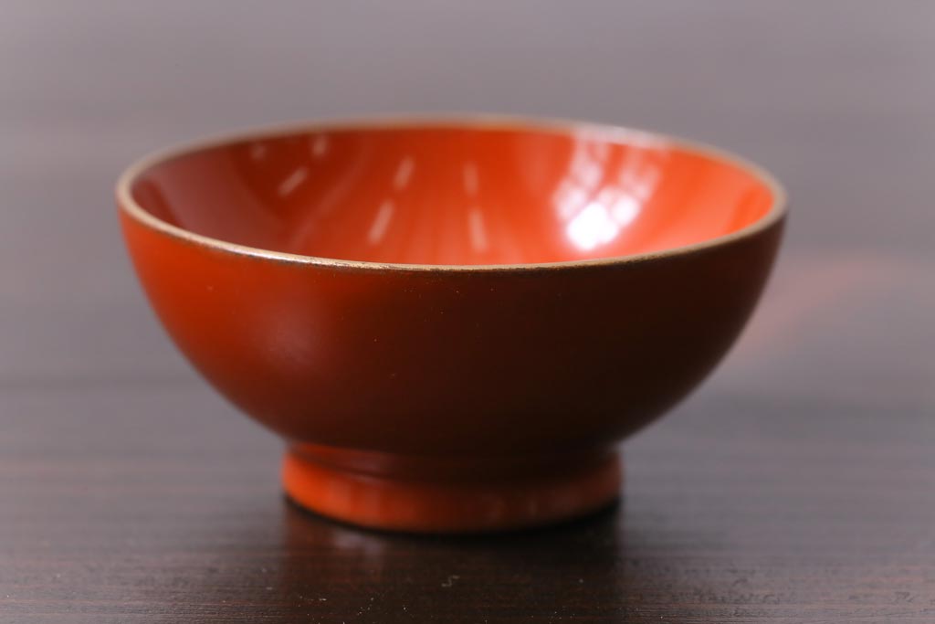 和製アンティーク　箱付き　木製　蒔絵　図変わり盃5つセット(漆器)