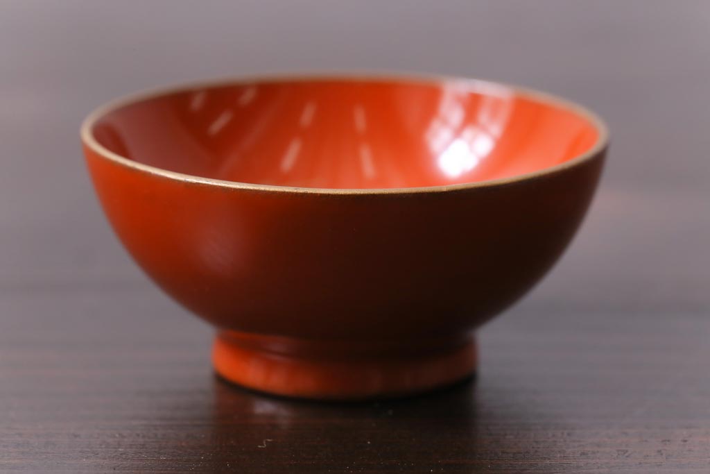和製アンティーク　箱付き　木製　蒔絵　図変わり盃5つセット(漆器)