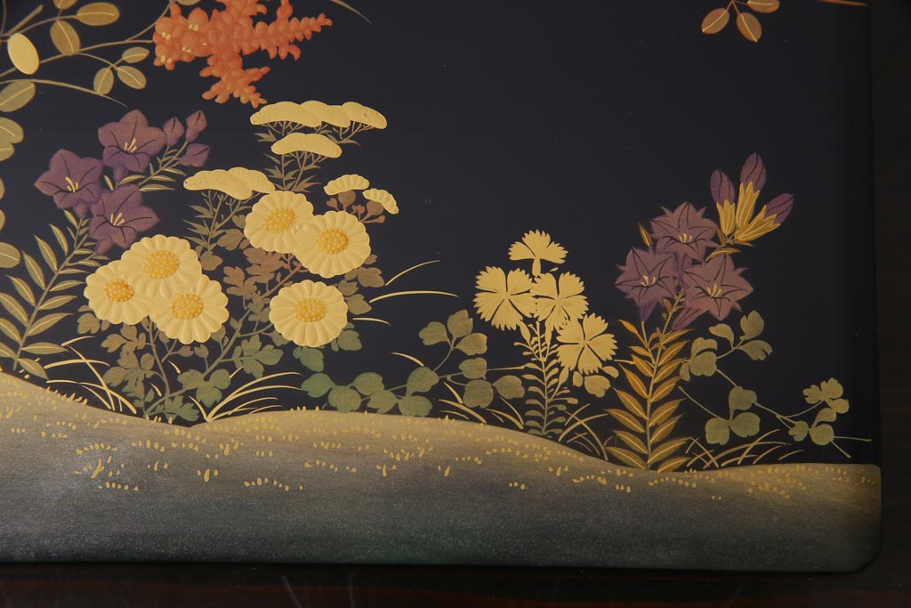 昭和中期　外箱付き　木曽平沢塗　木製　秋の七草　秋草蒔絵の富貴重3組(重箱、漆器)(2)