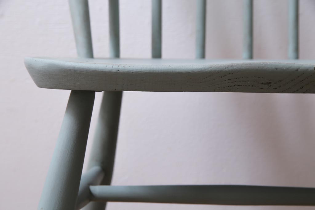 ペイント家具　ERCOL(アーコール)　シンプルでおしゃれなウィンザーダイニングチェア(椅子)